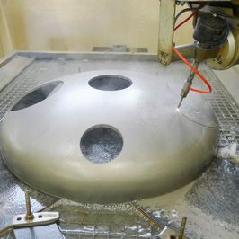 Verfahren 3D-Wasserstrahlschneiden der ATECH GmbH in Chemnitz - Wasserstrahlschneiden in Lohnfertigung und Anlagenbau