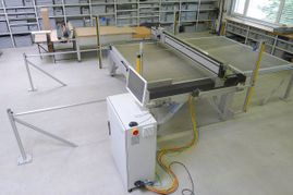 Maschinen aus dem Anlagenbau der ATECH GmbH in Chemnitz - Wasserstrahlschneiden in Lohnfertigung und Anlagenbau